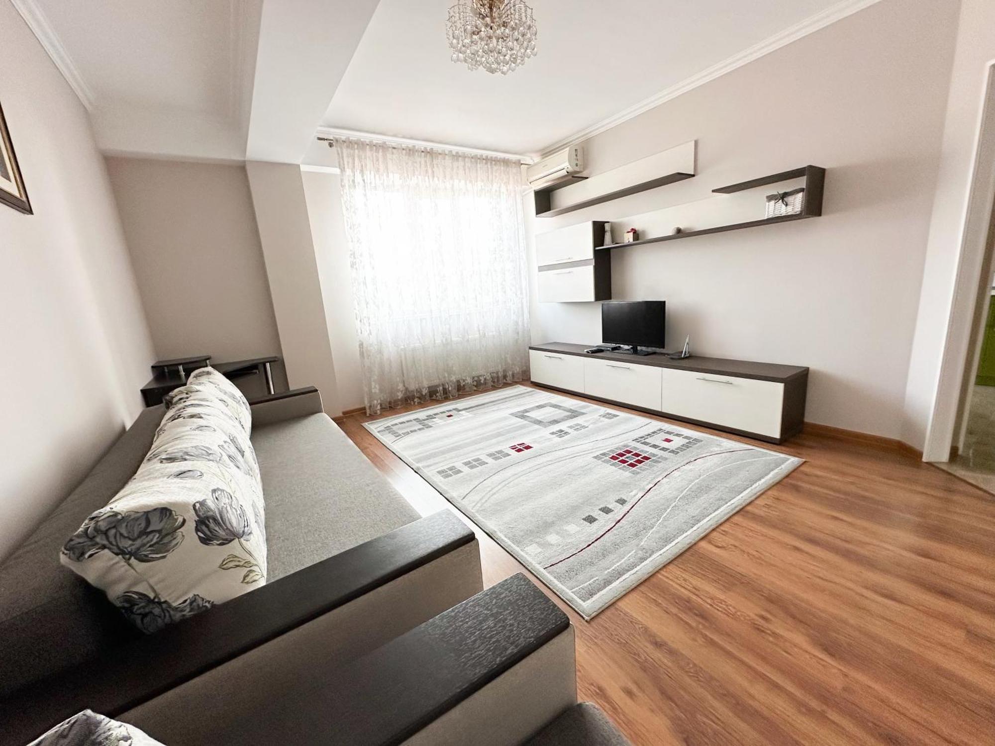 Bright & Quiet 2Room Apartment In City Center Chisinau Ngoại thất bức ảnh